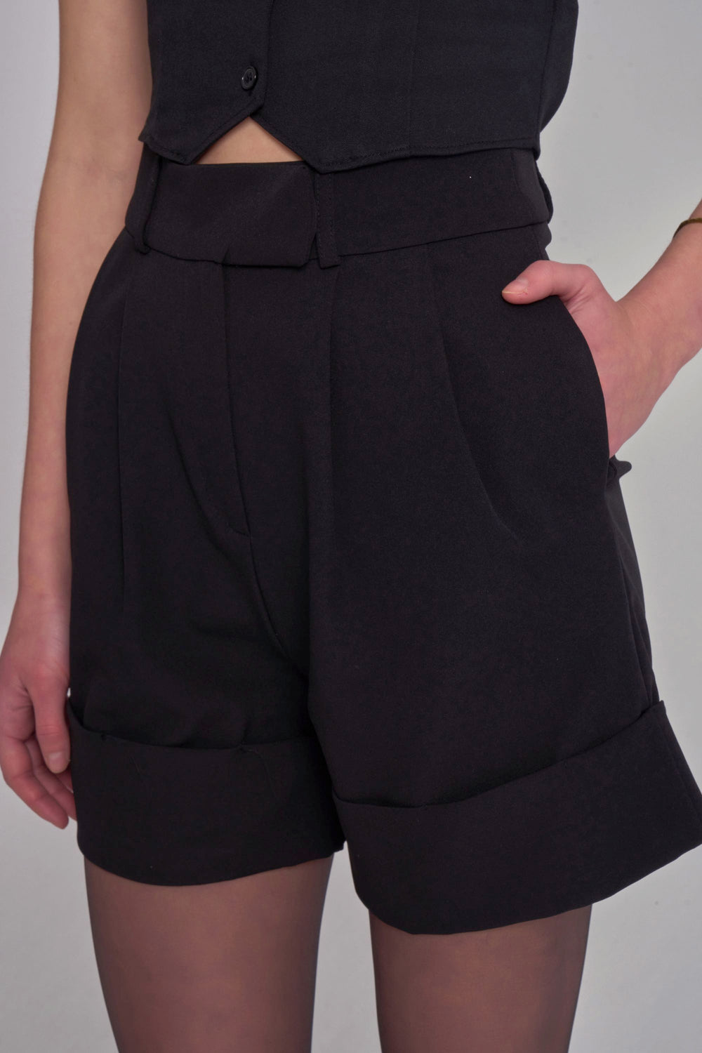 Double Leg Shorts - Black