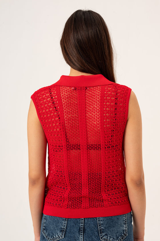 POLO NECK SLEEVELESS SWEATER - RED