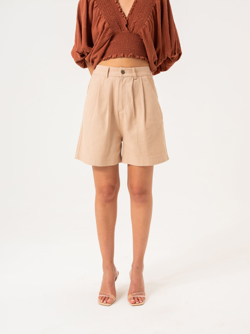 Pleated shorts