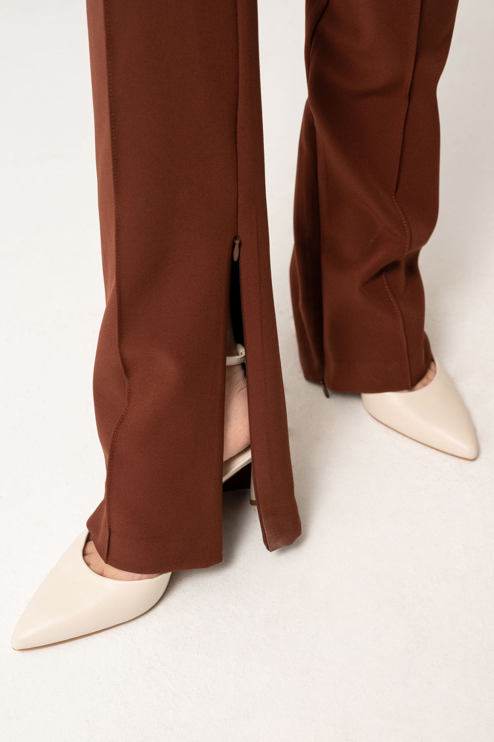 Pantalon à couture détaillé